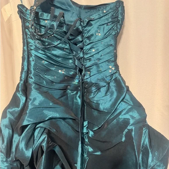Cinderella Teal One Shoulder Dress - Picture 12 of 12